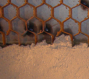 龟甲网耐磨衬里涂料在选粉机中的施工方案