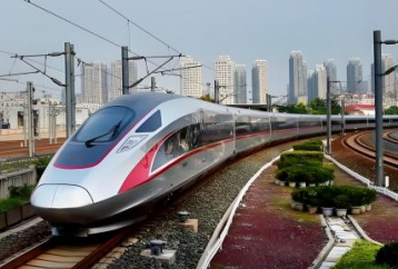 胶粘剂对轨道交通多材质部件的粘接性能及作用机制