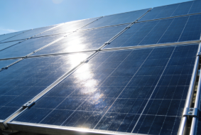 光伏组件专用密封胶在太阳能面板应用技术与性能验证